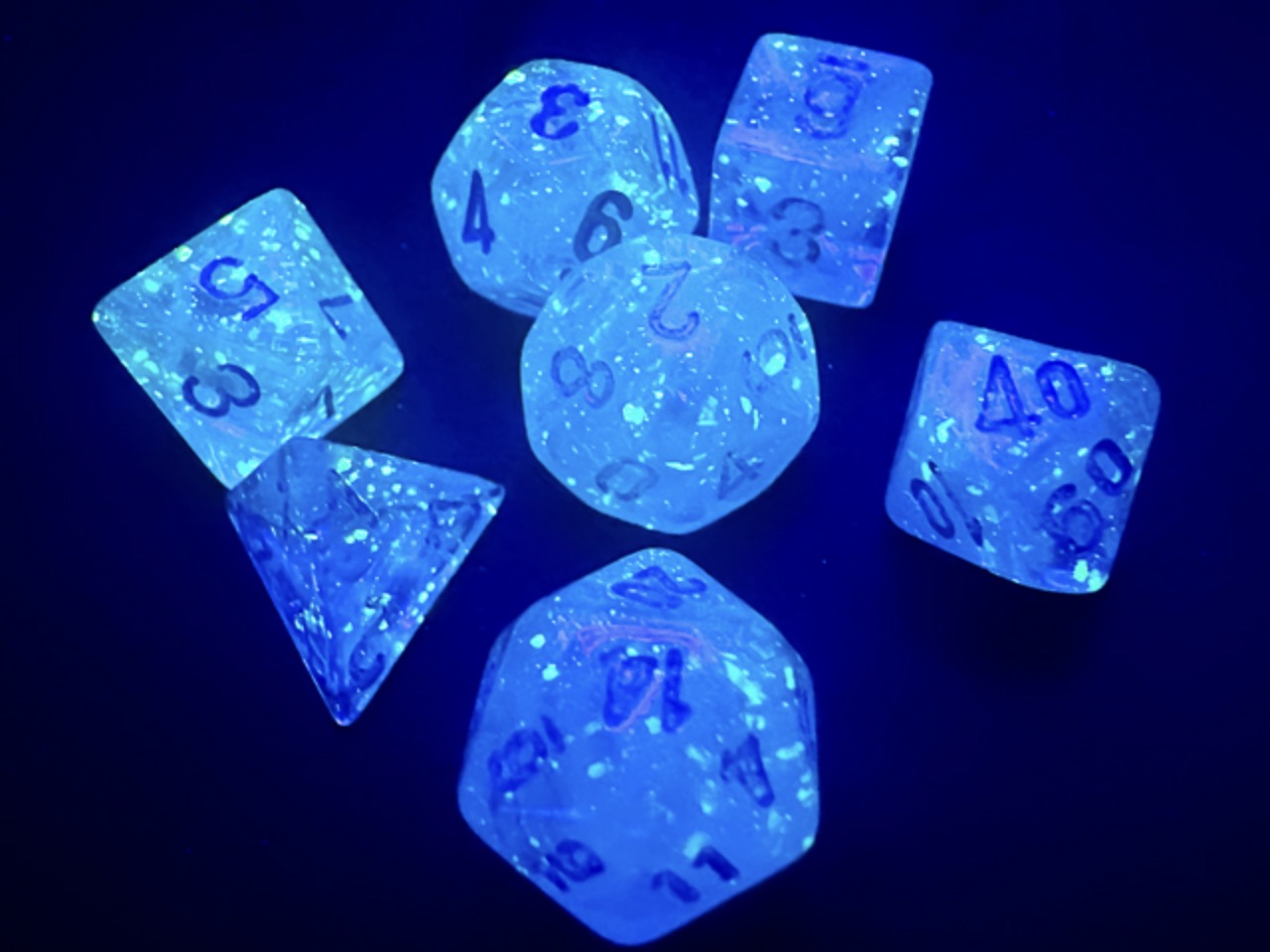 Chessex - Mini-Polyhedral 7 Die Set - Luminary, Sky & Silver