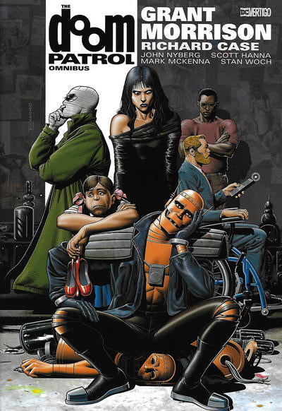Doom Patrol Omnibus - Grant Morrison + Richard Case + John Nyberg + Mark McKenna + Scott Hanna + Stan Woch